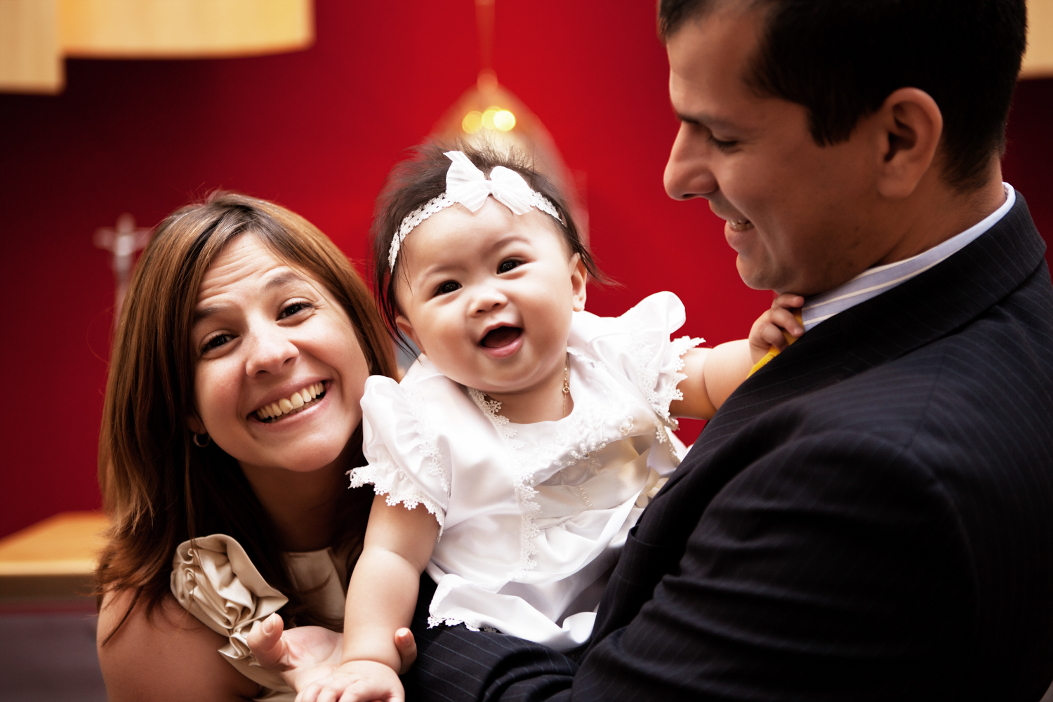 Beautiful christening photos by Mario Zmudzinski at Magnum Studio