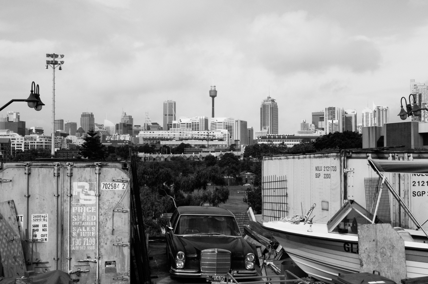 The Art of Capturing the Urban Landscape by Mario Zmudzinski