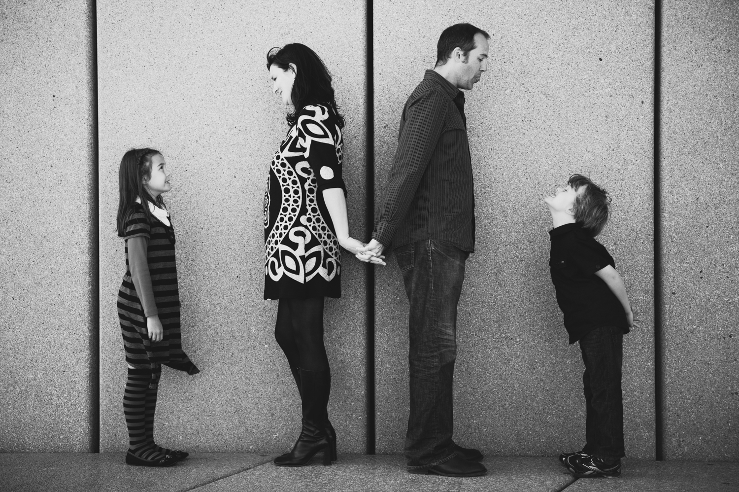 Professional Family Photography - Creating Timeless Portraits | Magnum Studio