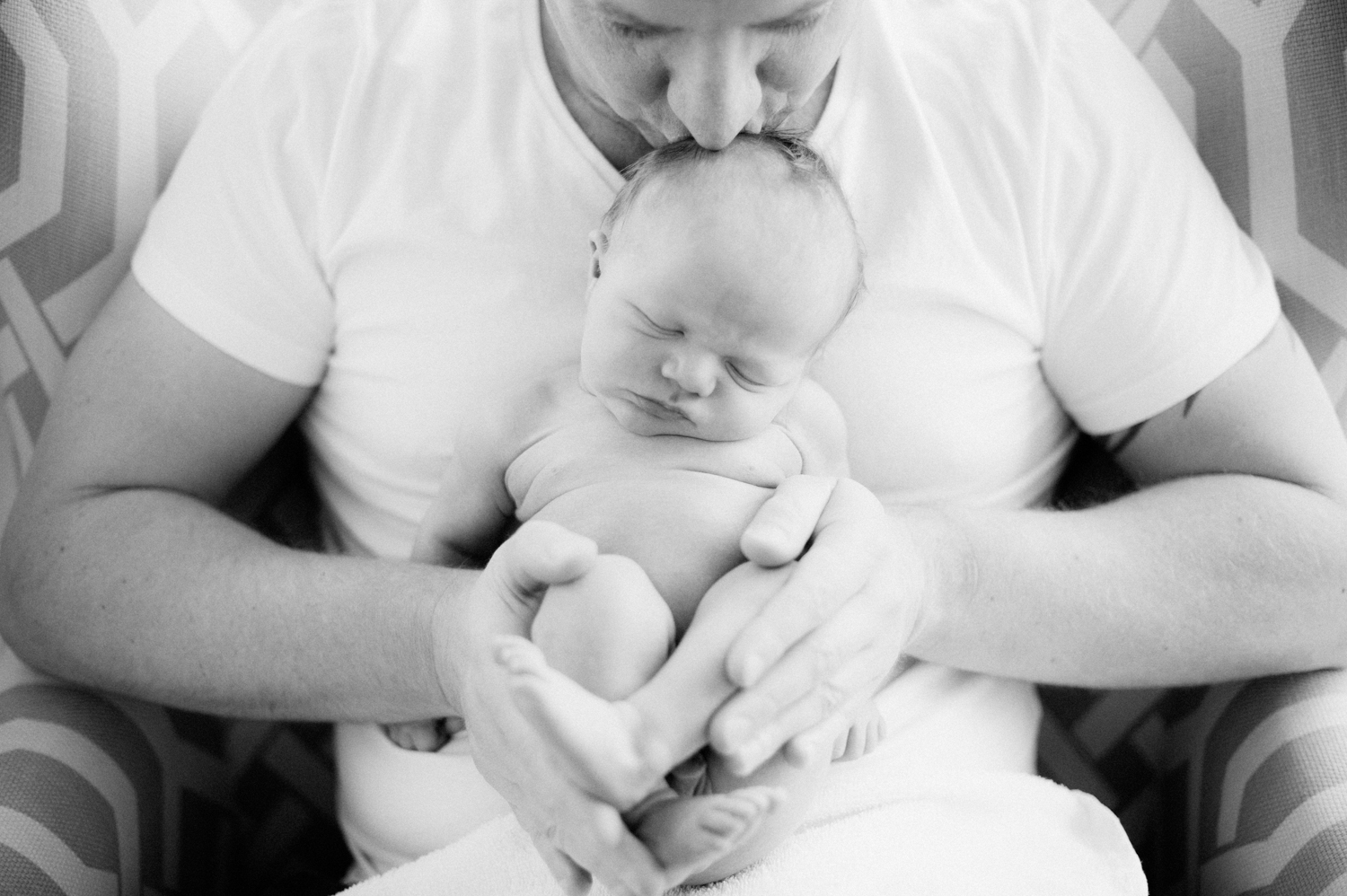 Newborn Photography by Mario Zmudzinski | Magnum Studio