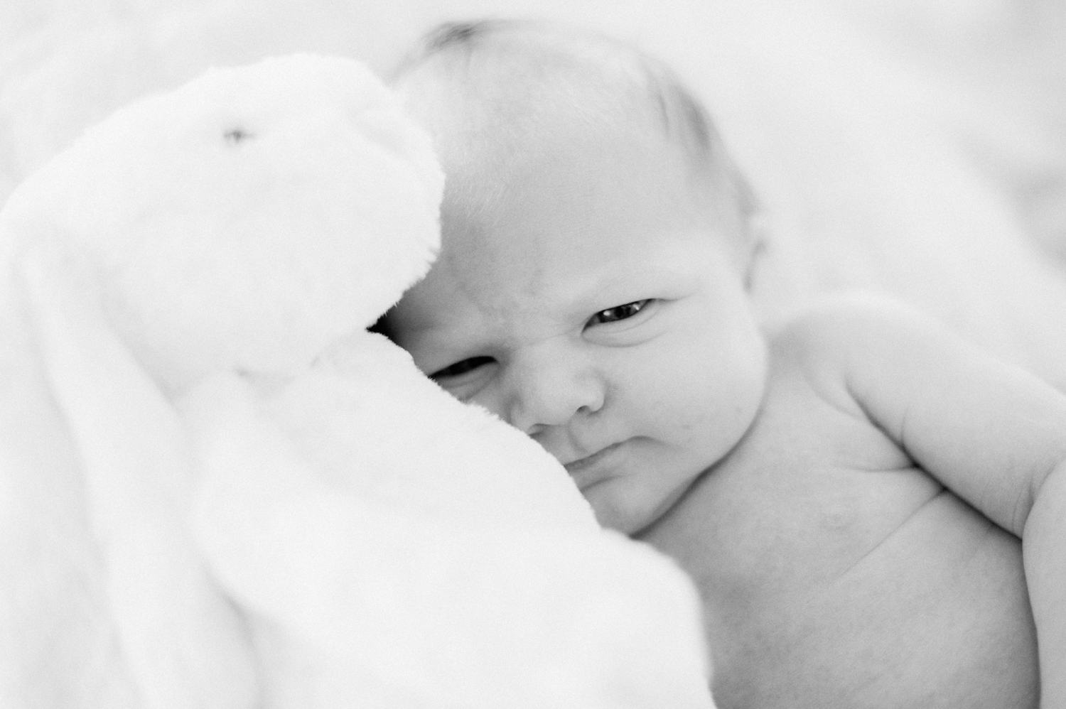 Newborn Photography by Mario Zmudzinski | Magnum Studio