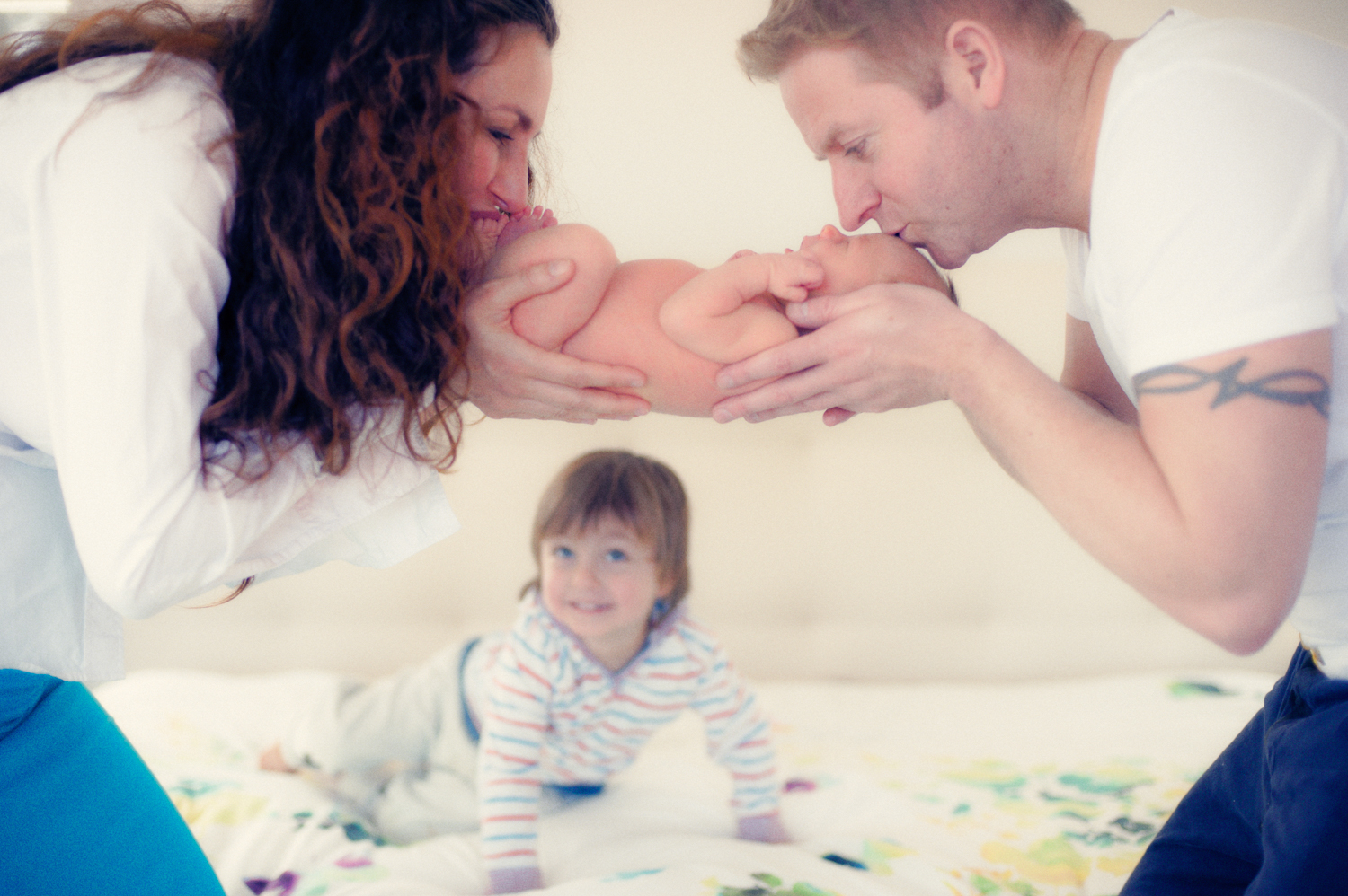 Newborn Photography by Mario Zmudzinski | Magnum Studio