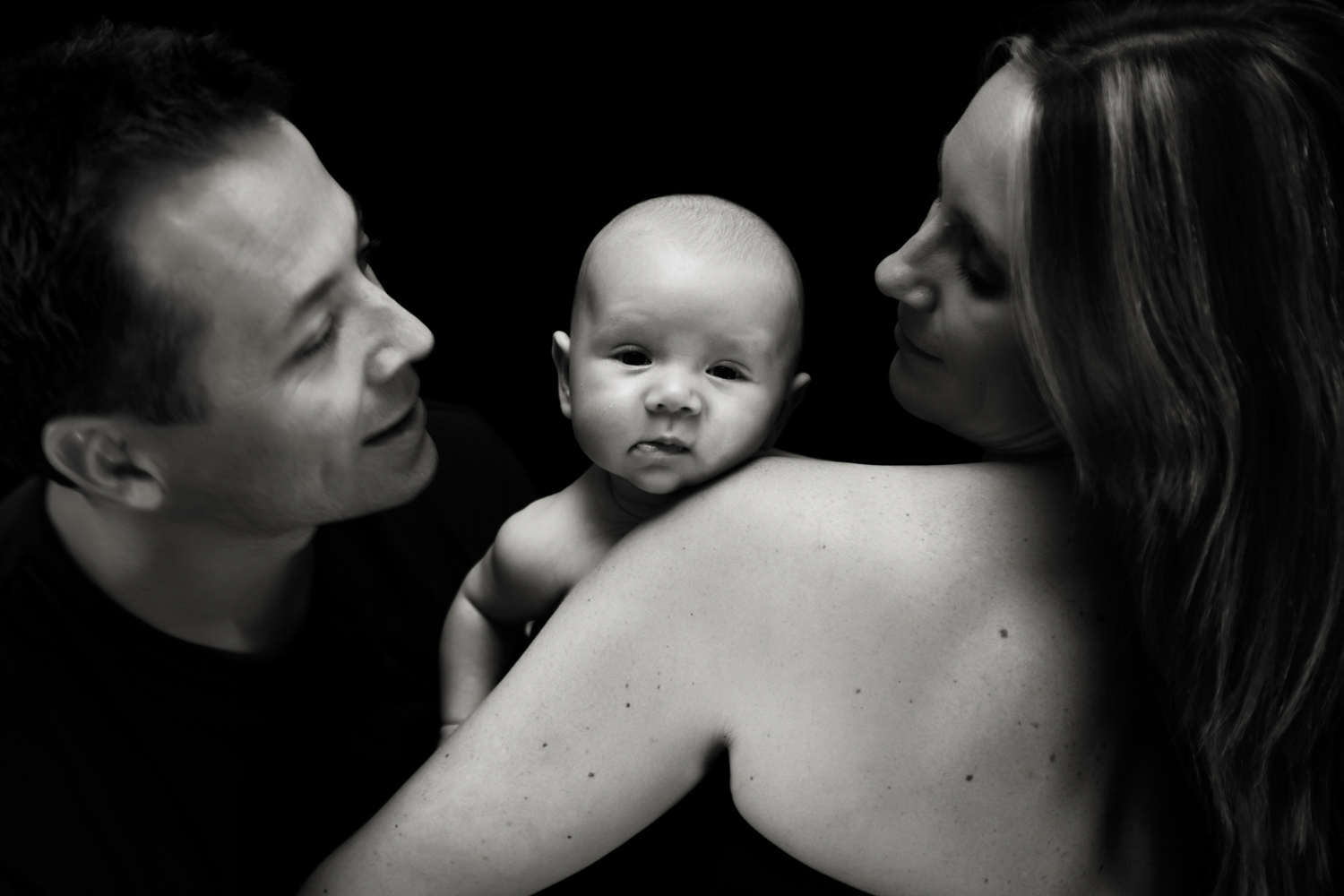 Newborn Photography by Mario Zmudzinski | Magnum Studio