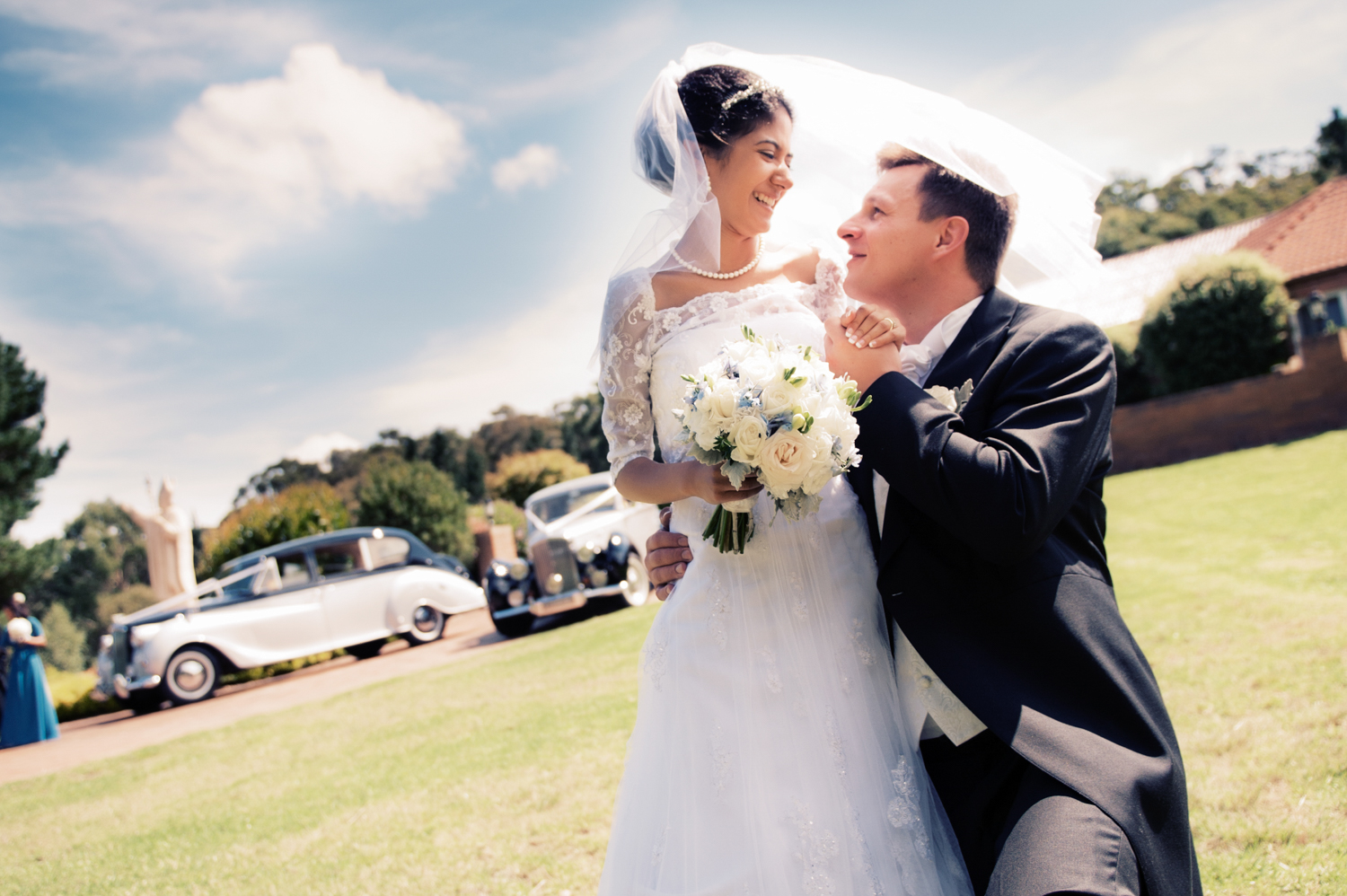 Beautiful Wedding Moment Captured by Mario Zmudzinski at Magnum Studio