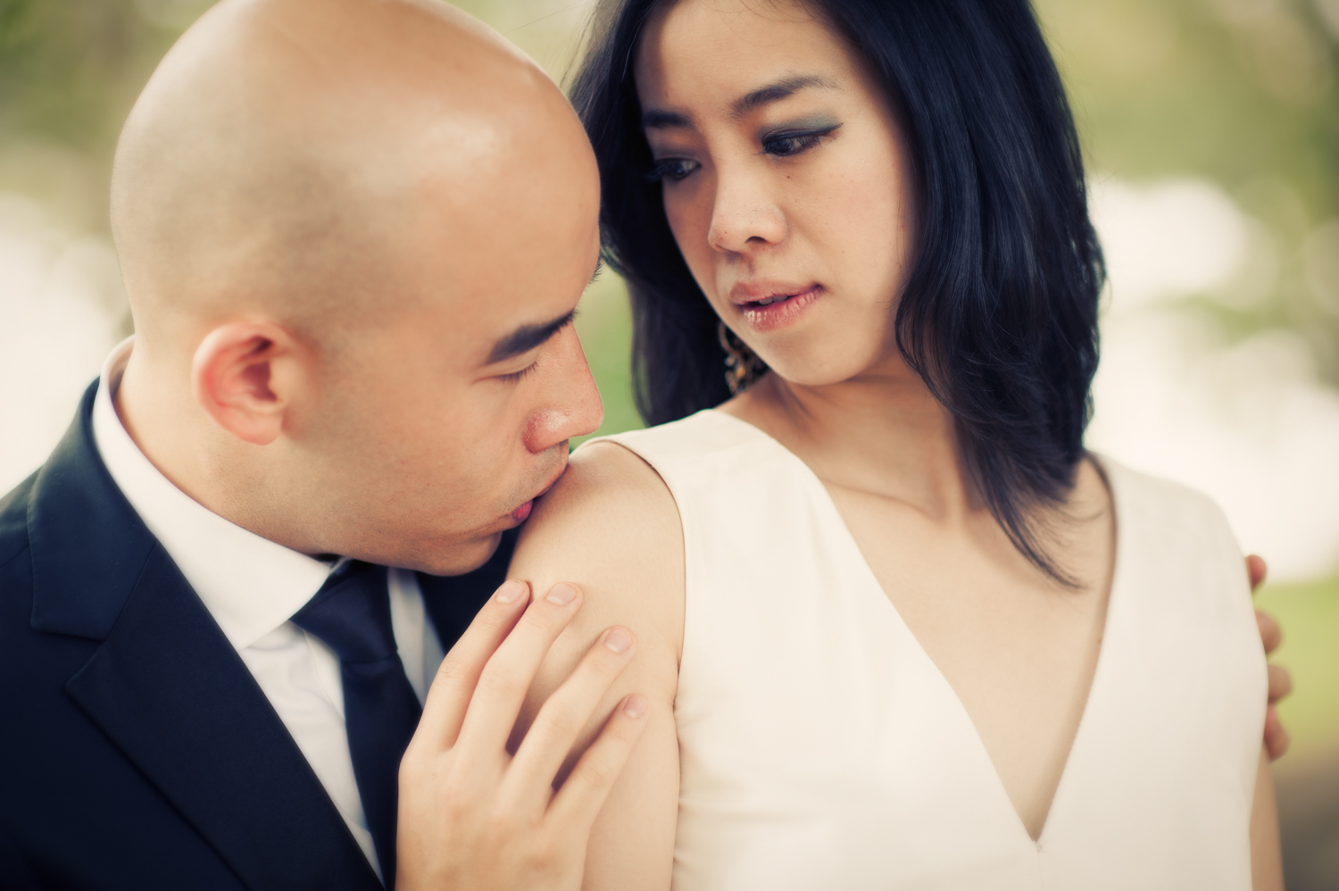 Mario Zmudzinski | Magnum Studio | Captivating Engagement Moments